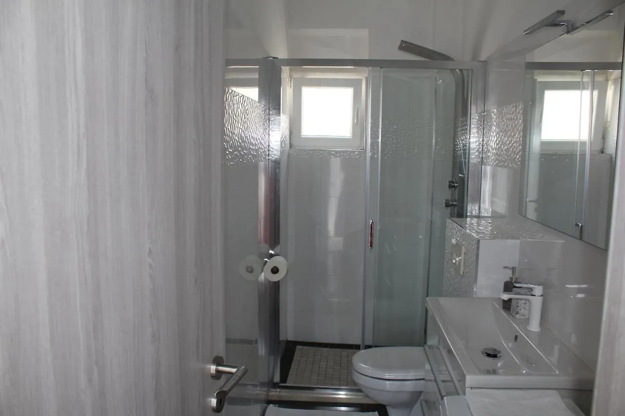 Luxury Apartment Maestral - Private Pool Split