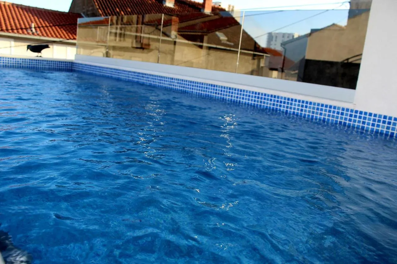 Luxury Apartment Maestral - Private Pool Split