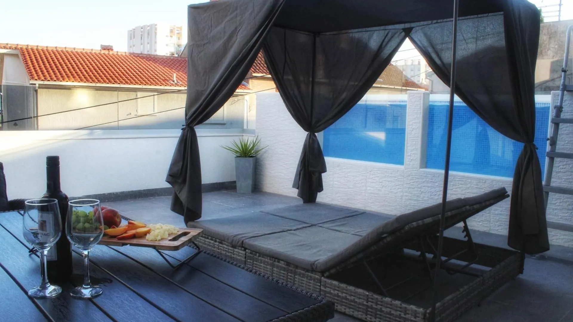 Luxury Apartment Maestral - Private Pool Split 0*,  Croatia