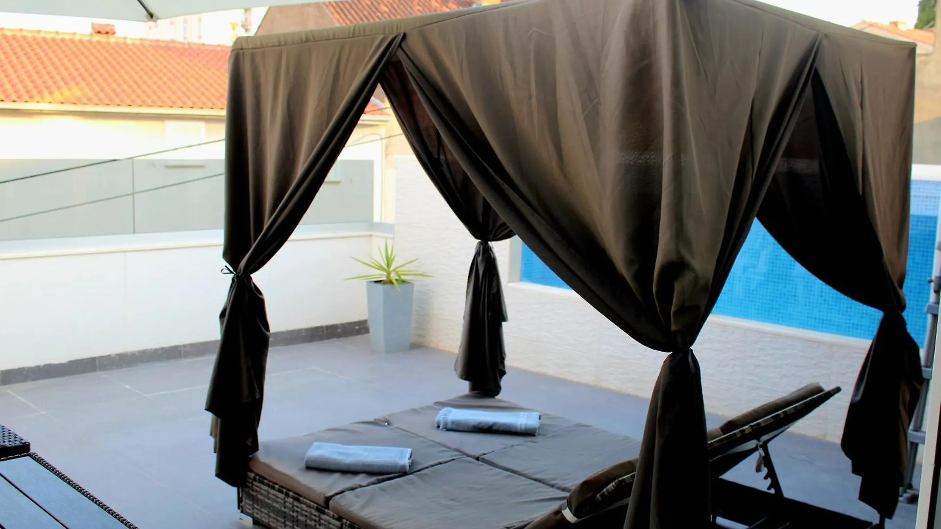 Luxury Apartment Maestral - Private Pool Split